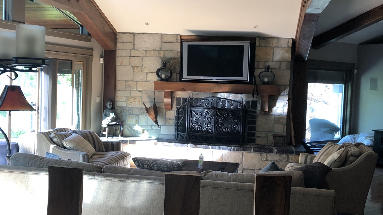 Photo of Livingroom in Vernon