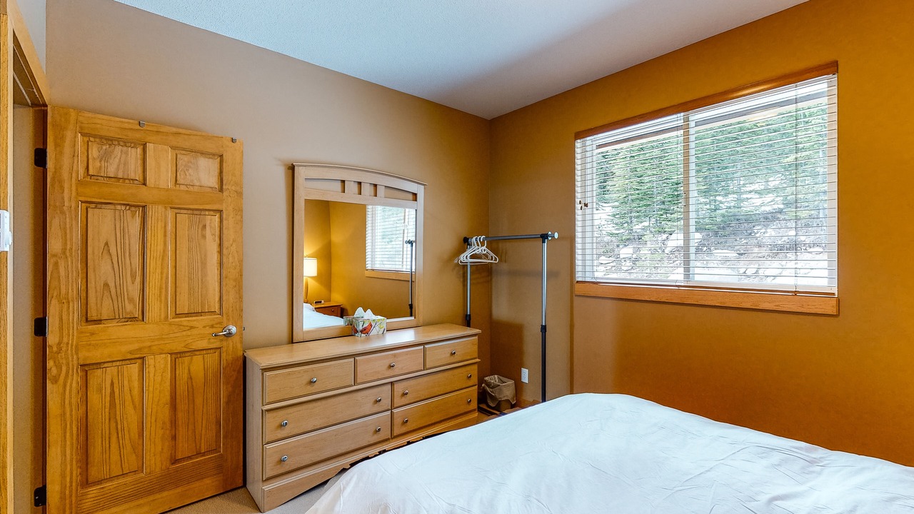 Photo of Bedroom in Big White Ski Resort