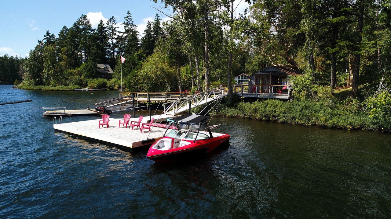 Photo of Outdoor in Shawnigan Lake