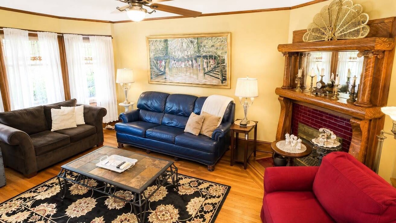 Photo of Livingroom in Lakewood