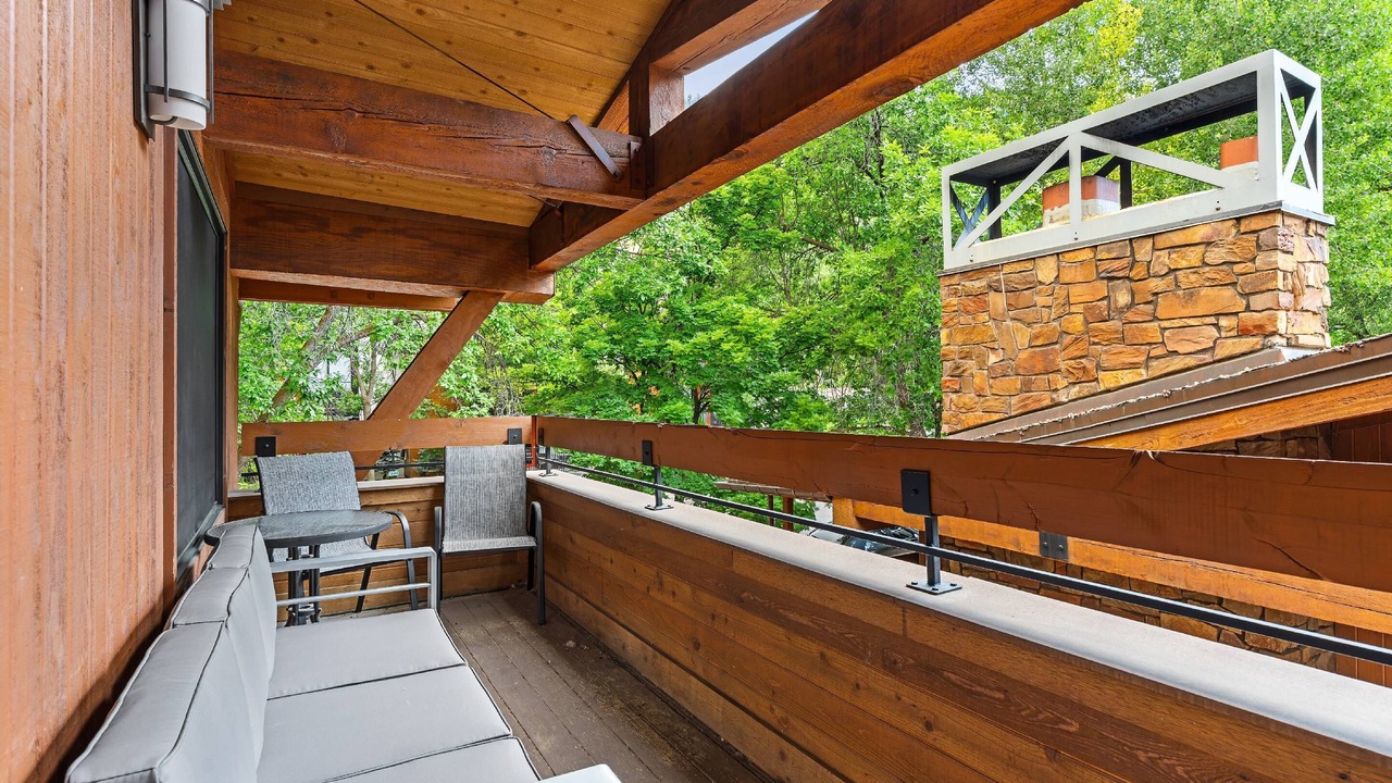 Photo of Patio Balcony in Aspen