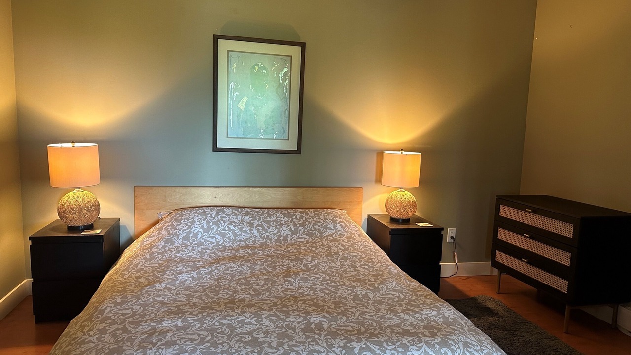 Photo of Bedroom in Salt Spring Island
