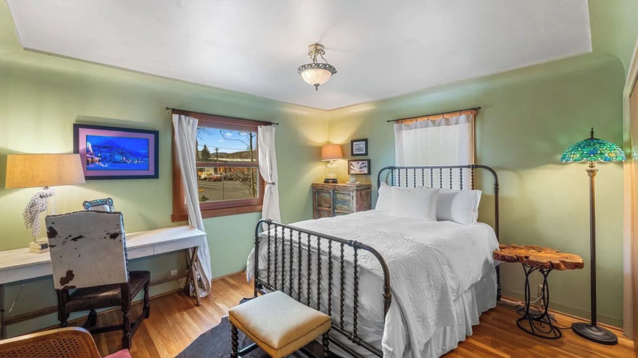 Photo of Bedroom in Gunnison