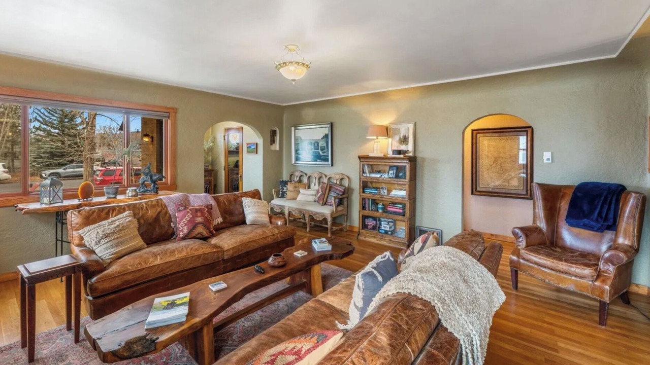 Photo of Livingroom in Gunnison