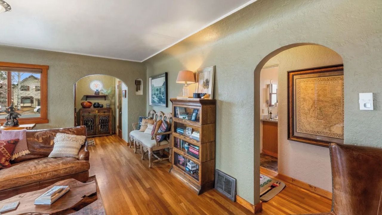 Photo of Livingroom in Gunnison