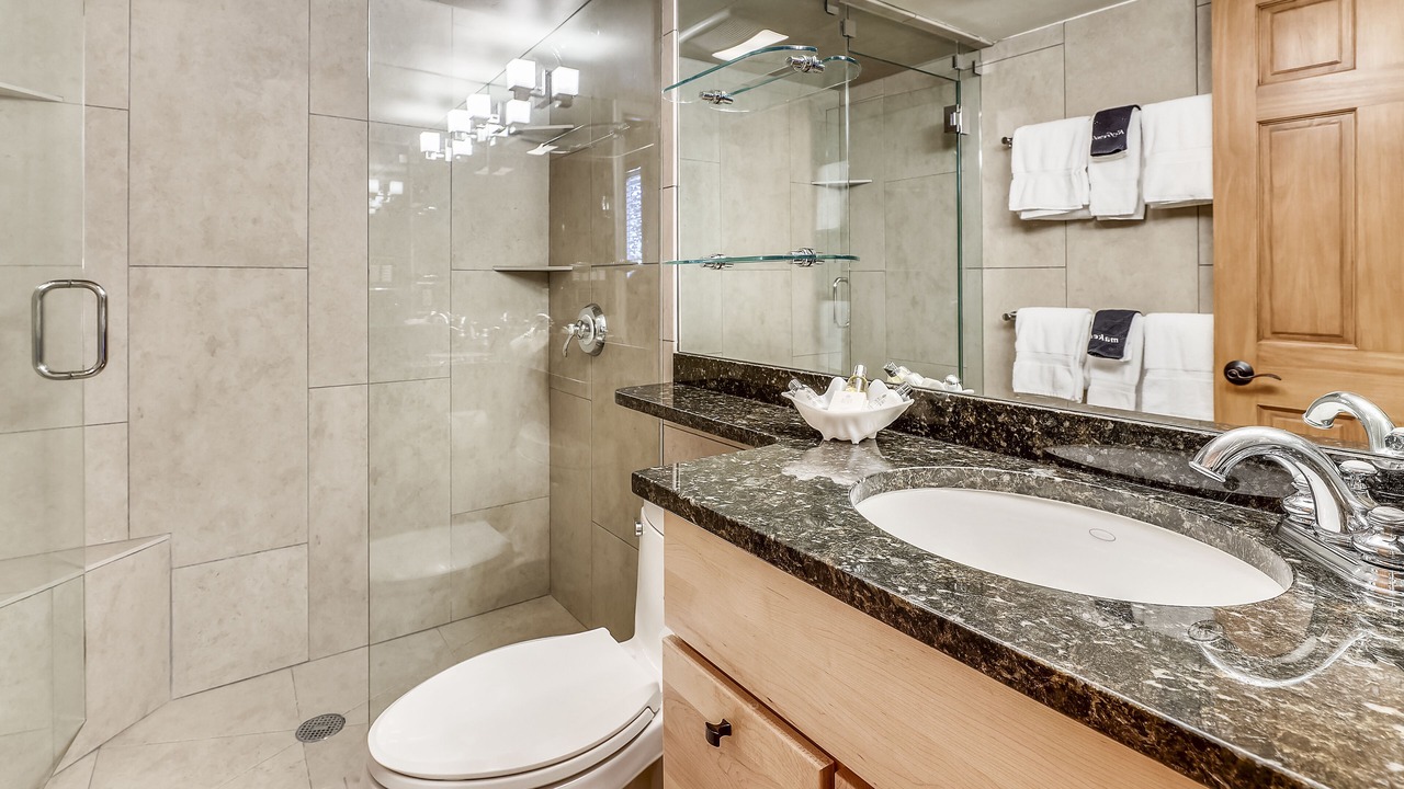 Photo of Bathroom in Aspen