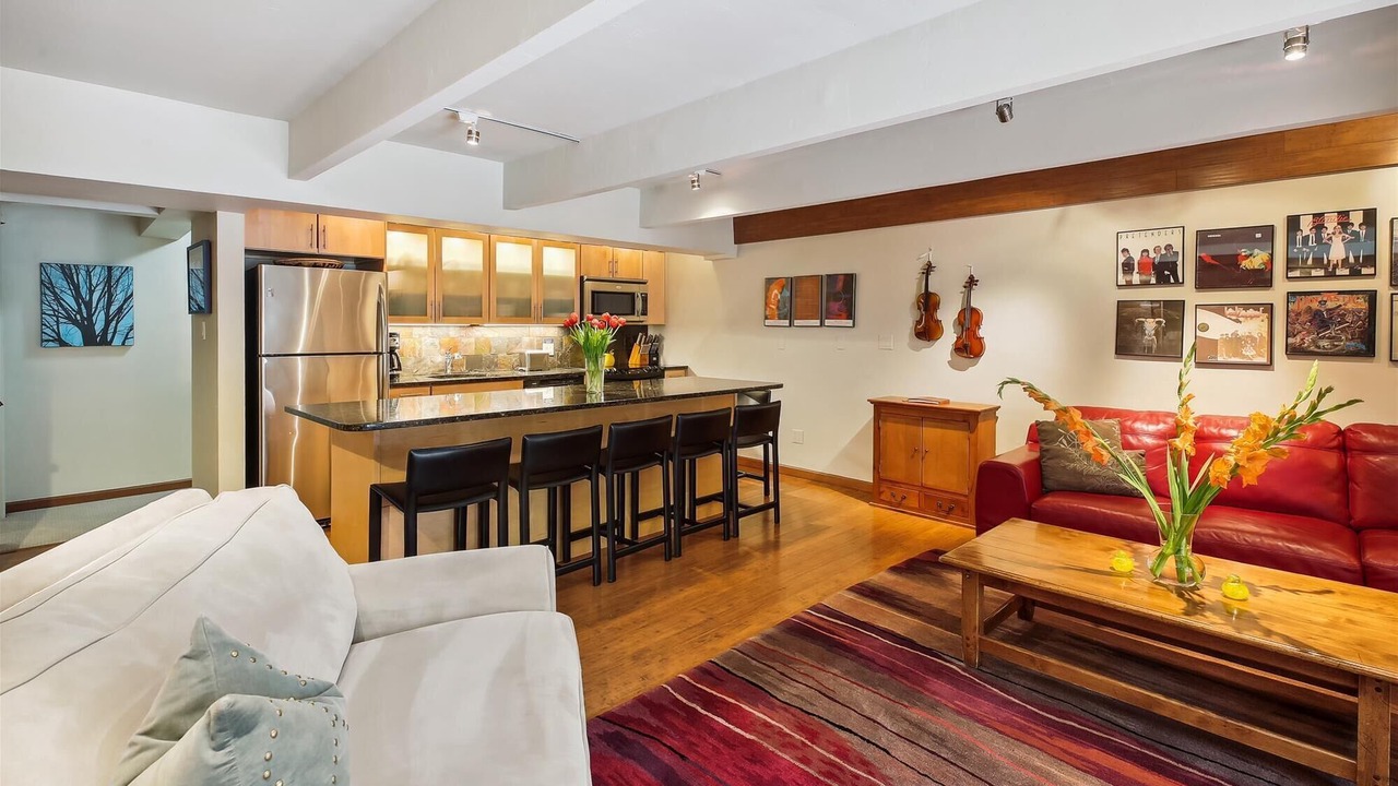 Photo of Livingroom in Aspen