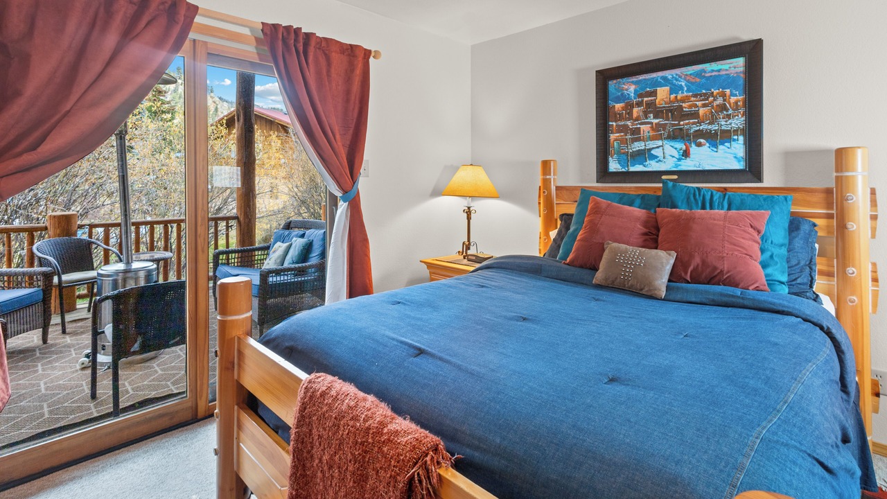 Photo of Bedroom in Red River