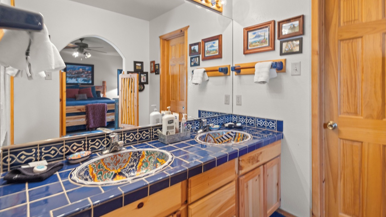 Photo of Bathroom in Red River