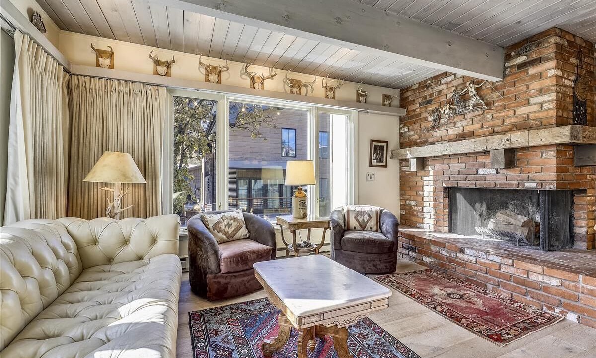 Photo of Livingroom in Aspen