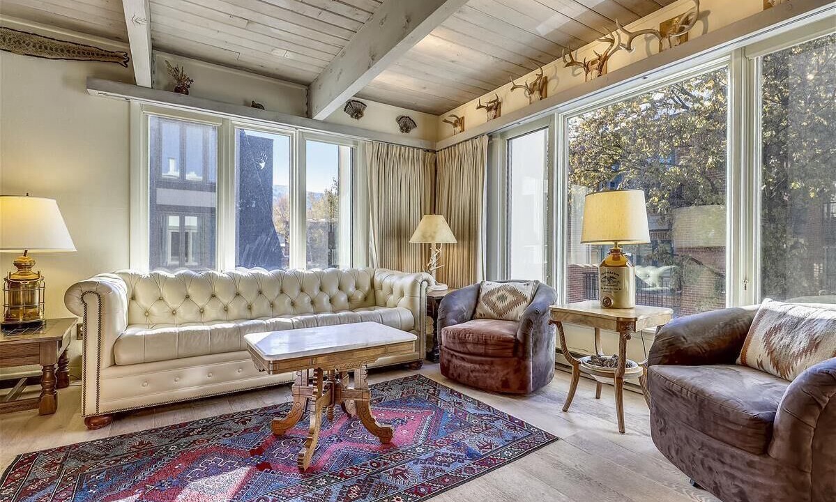 Photo of Livingroom in Aspen