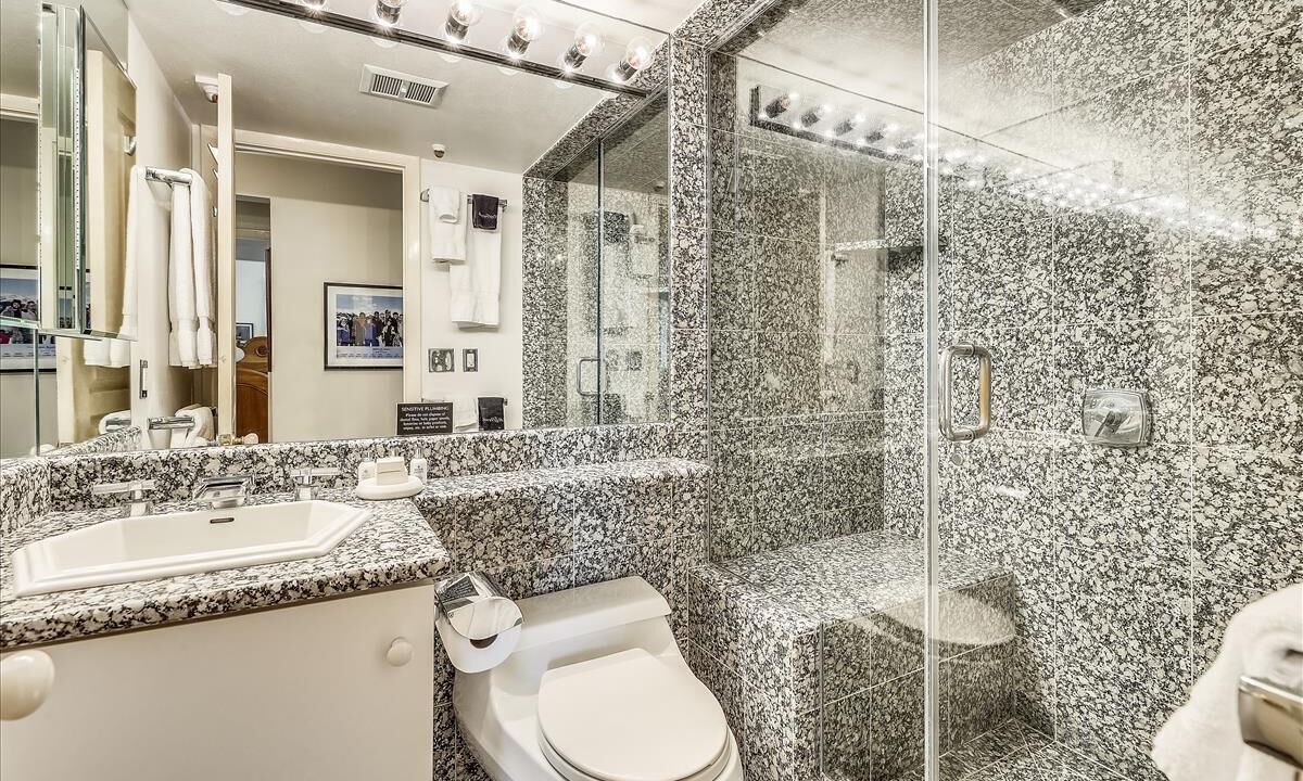 Photo of Bathroom in Aspen