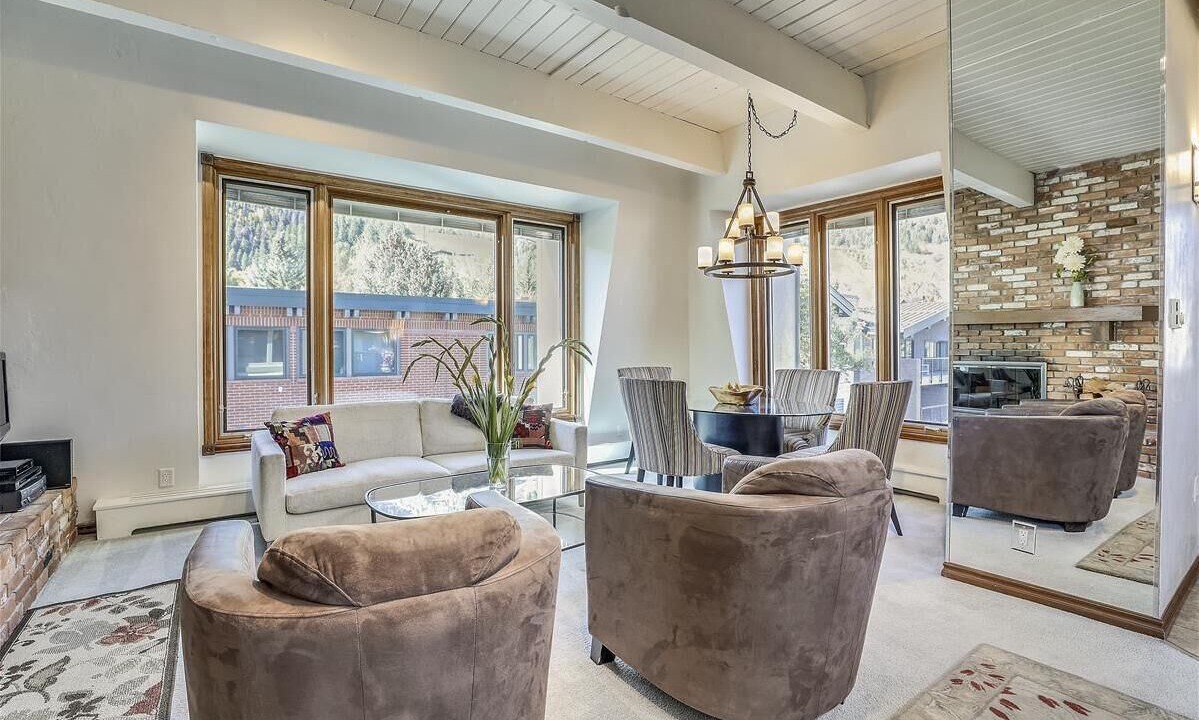 Photo of Livingroom in Aspen