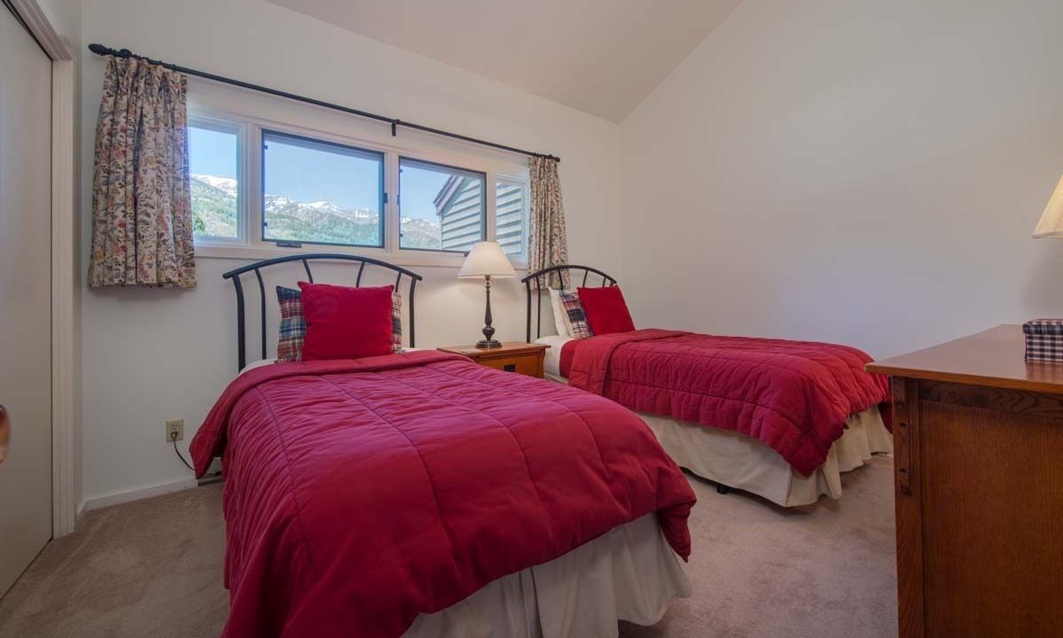 Photo of Bedroom in Teton Pines