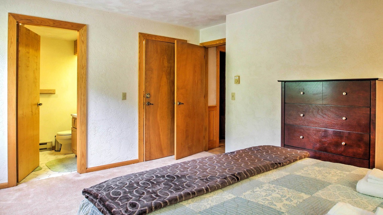 Photo of Bedroom in Jackson