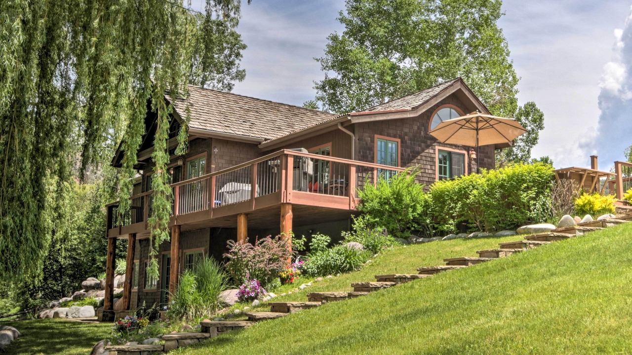 Photo of Outdoor in Glenwood Springs