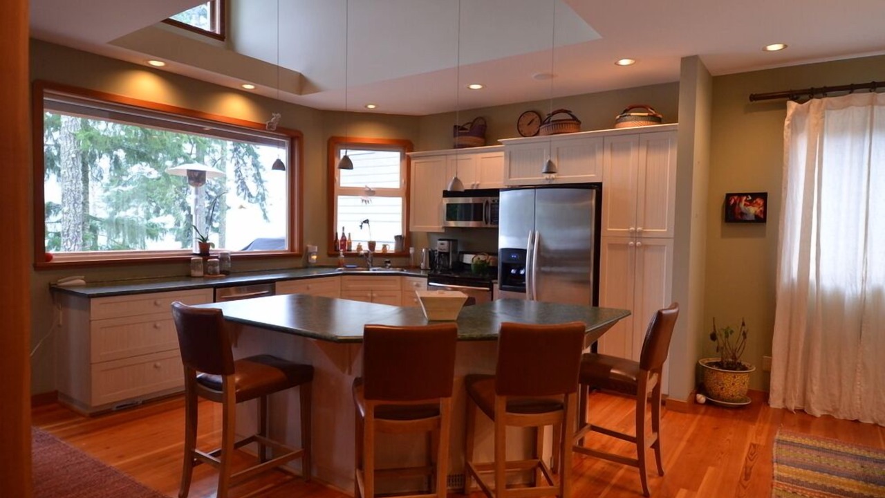 Photo of Others in Shawnigan Lake