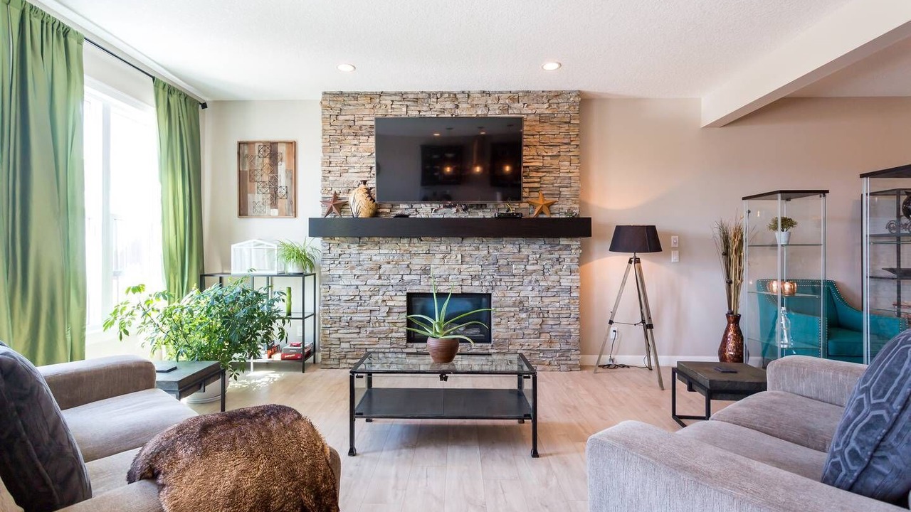 Photo of Livingroom in Cochrane