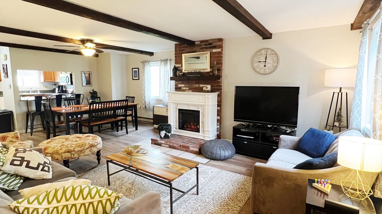 Photo of Livingroom in North Woodstock