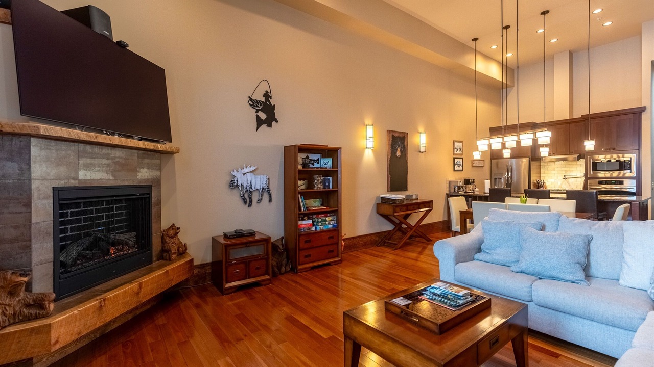Photo of Livingroom in East Kootenay