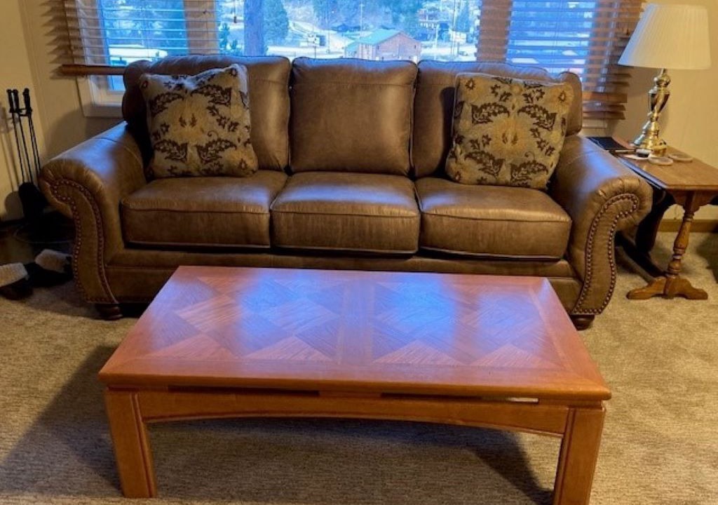 Photo of Livingroom in Hill City