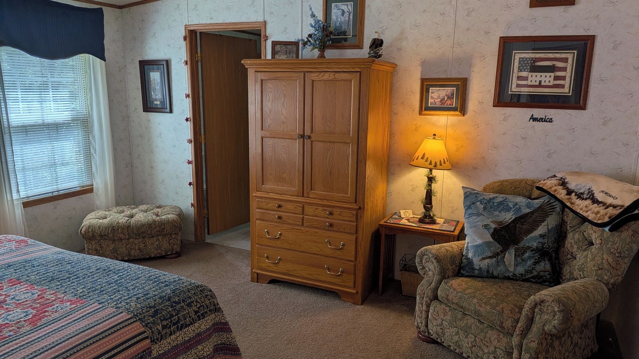 Photo of Bedroom in Custer