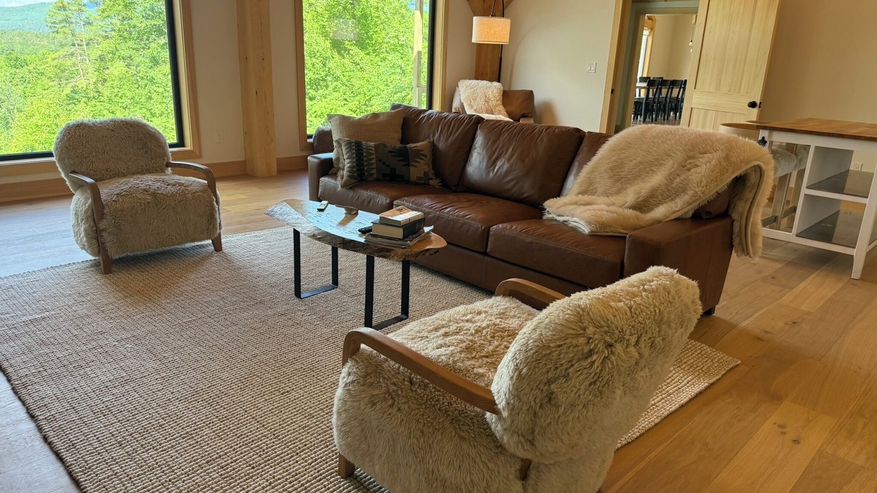 Photo of Livingroom in Bethel