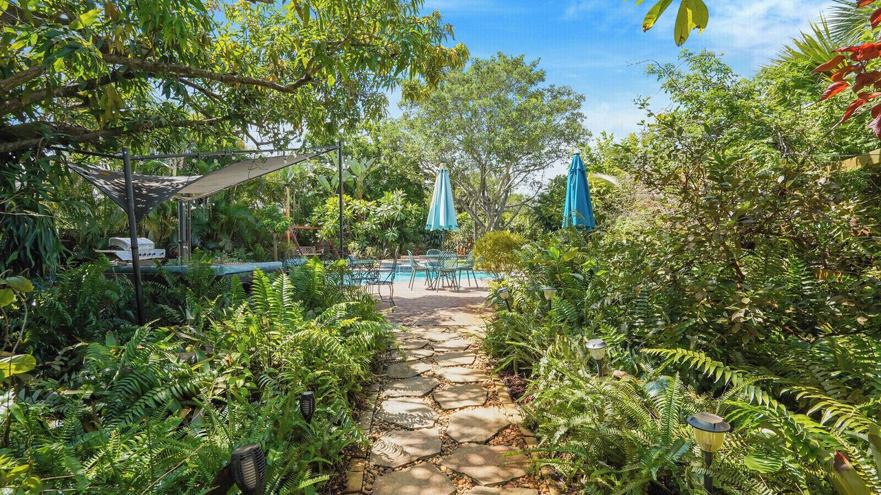 Photo of Patio Balcony in South Palm Park Neighborhood Association