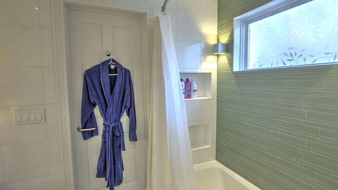 Photo of Bathroom in Basalt