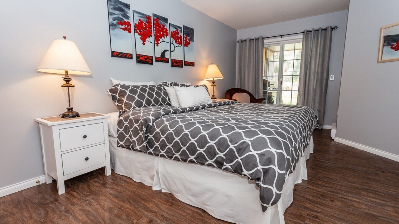 Photo of Bedroom in Okanagan-Similkameen