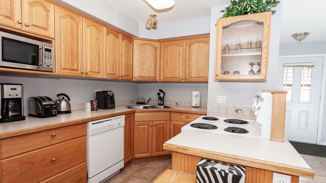 Photo of Kitchen in Okanagan-Similkameen
