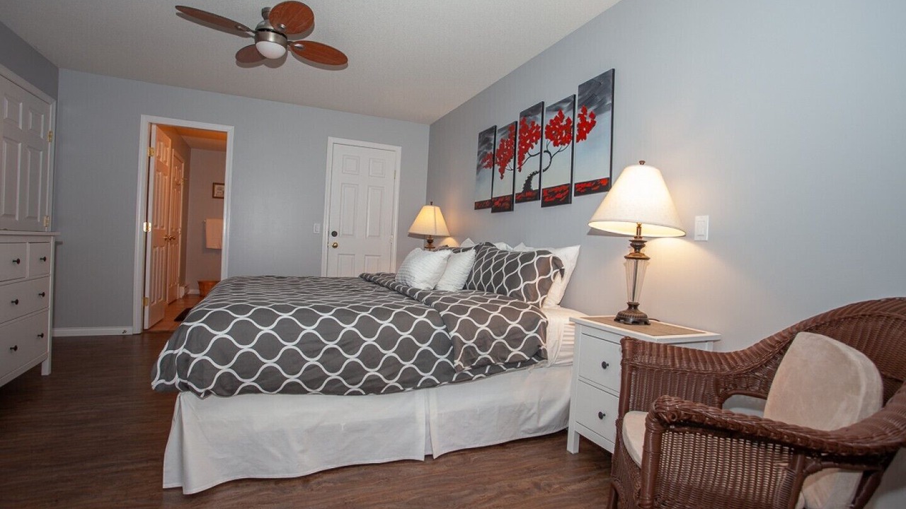 Photo of Bedroom in Okanagan-Similkameen