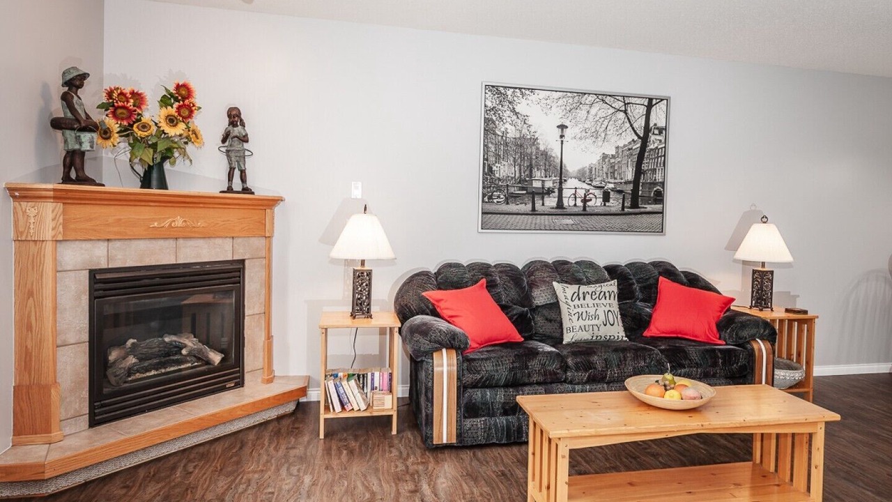 Photo of Livingroom in Okanagan-Similkameen