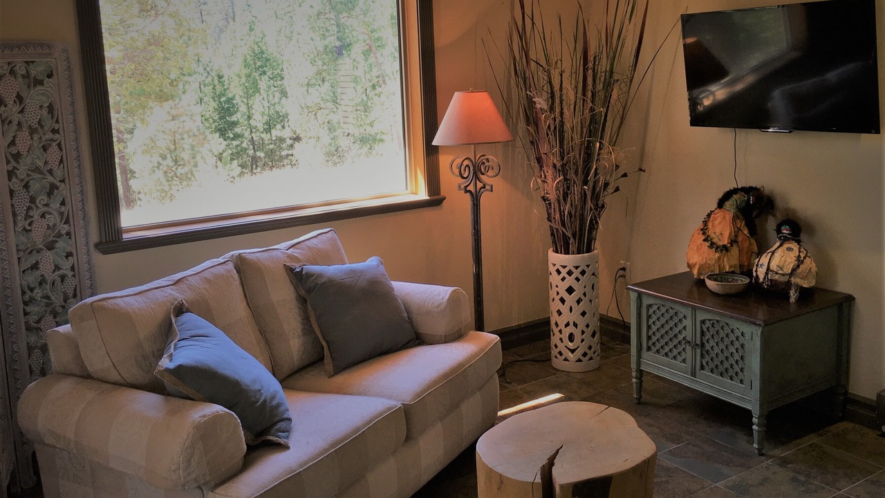 Photo of Bedroom in Okanagan-Similkameen
