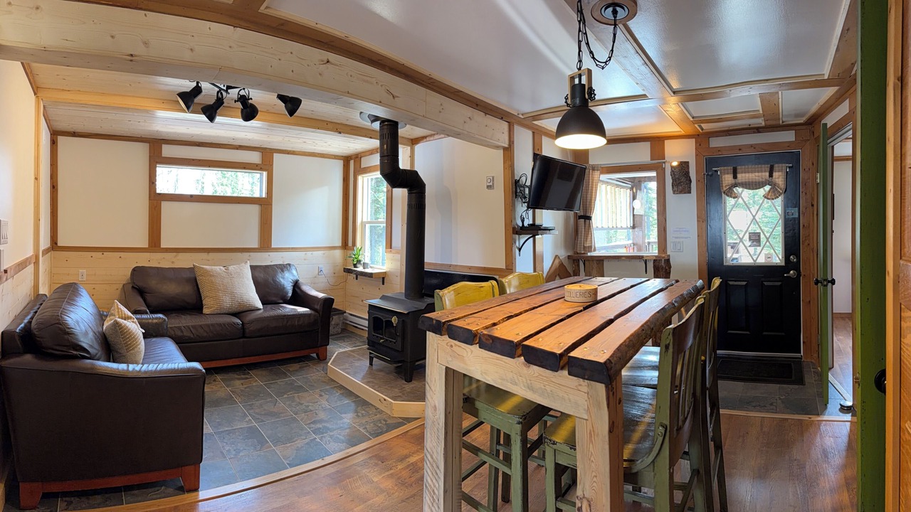 Photo of Livingroom in Nordegg
