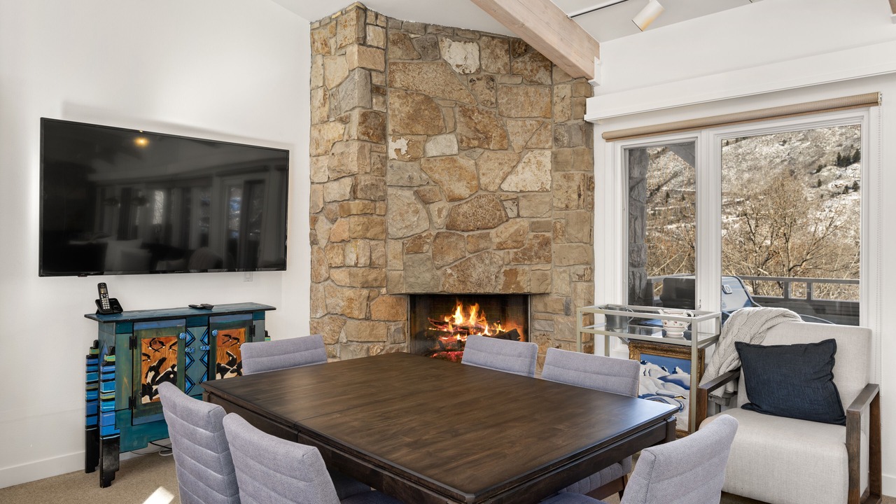 Photo of Livingroom in Aspen