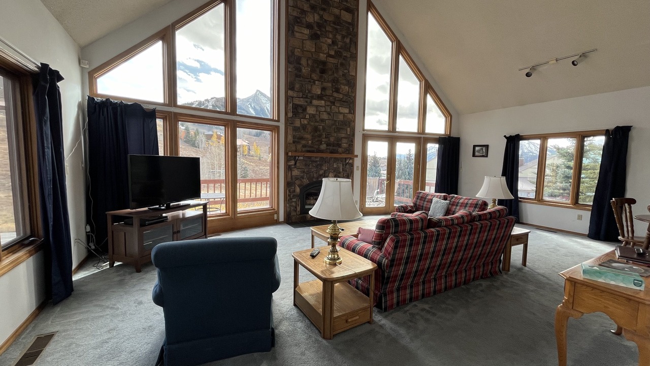 Photo of Livingroom in Mount Crested Butte