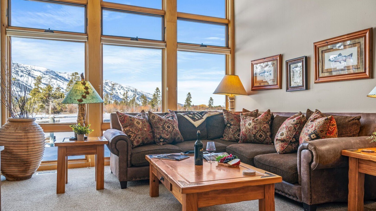 Photo of Livingroom in Moose Wilson Road