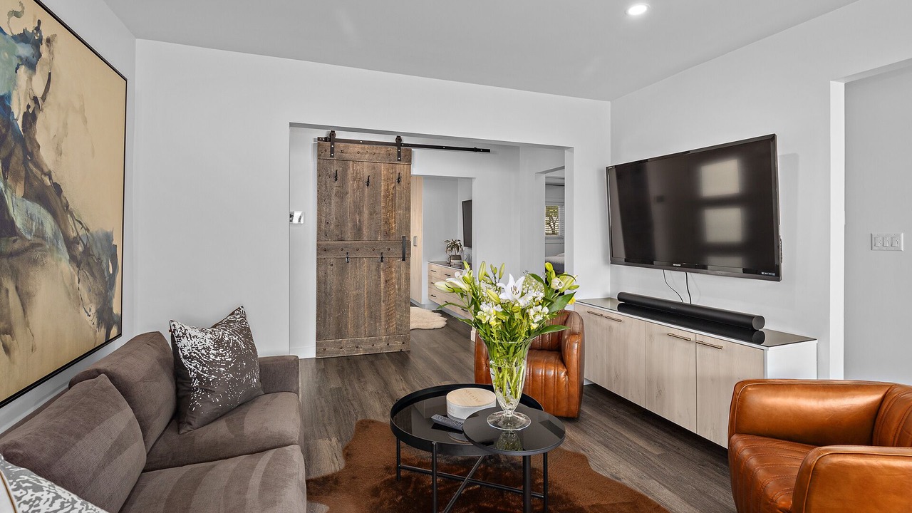 Photo of Livingroom in North End