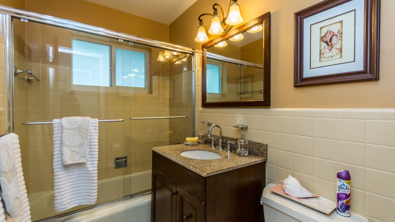Photo of Bathroom in Lighthouse Point