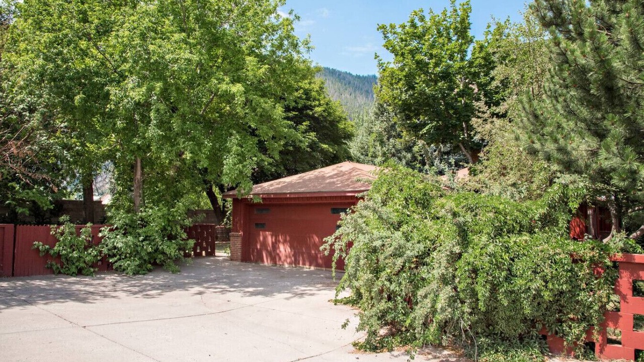 Photo of Outdoor in Glenwood Springs