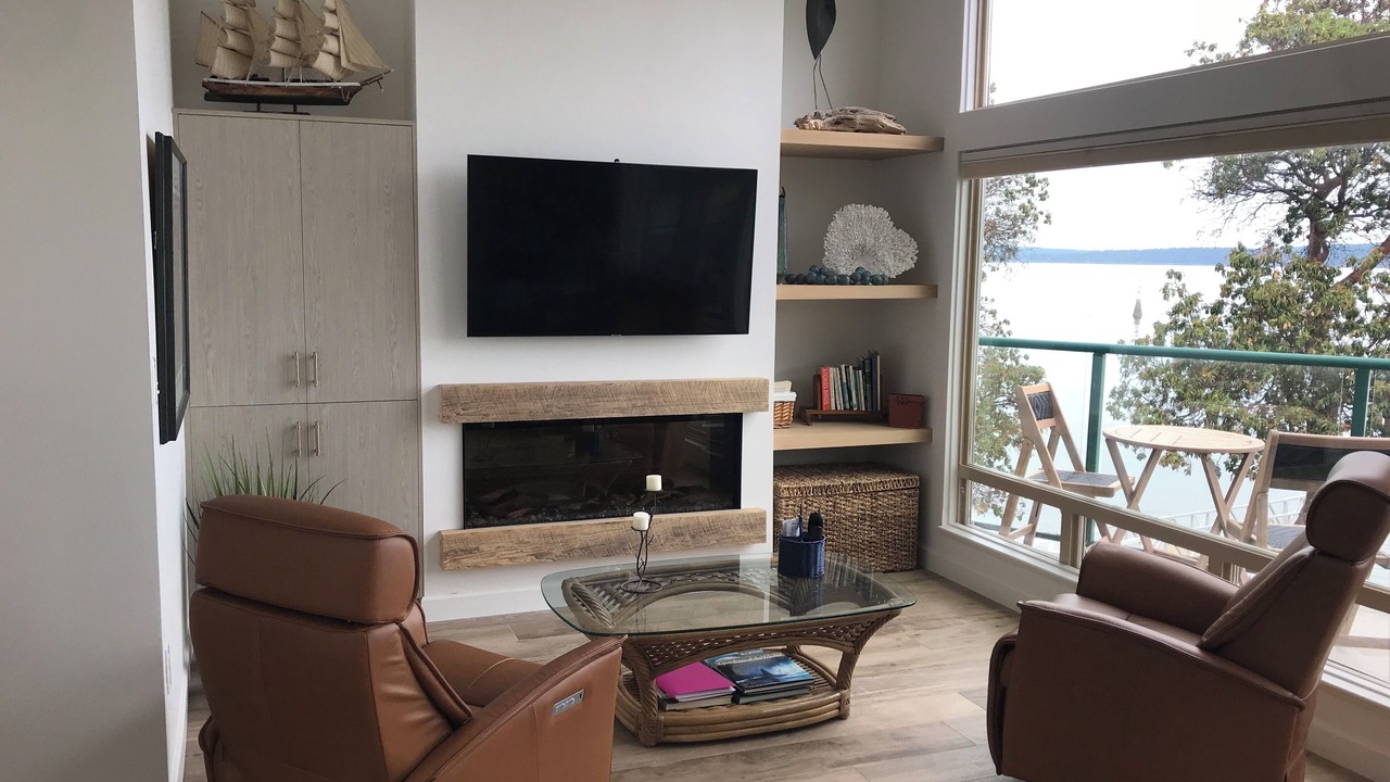 Photo of Livingroom in Yellow Point