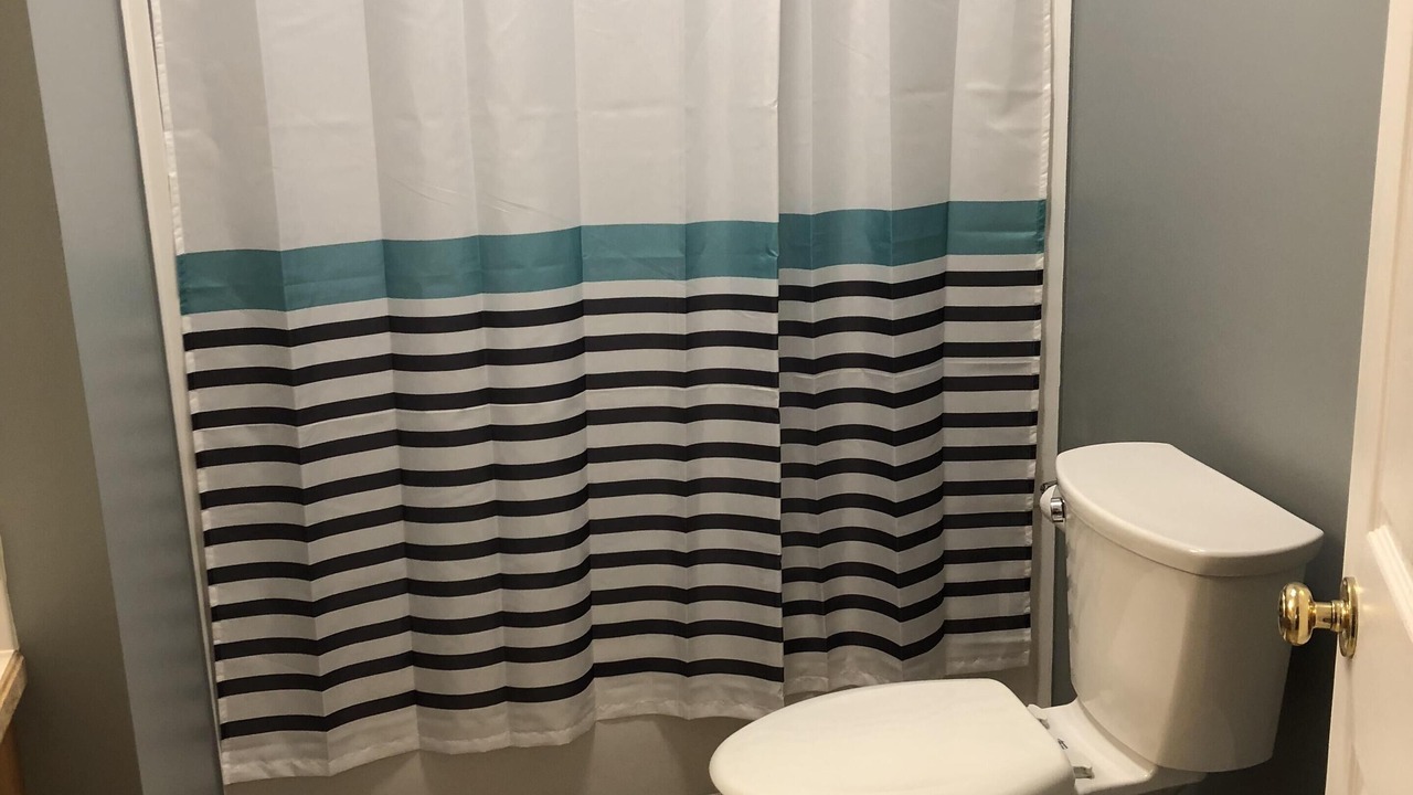 Photo of Bathroom in Okanagan-Similkameen
