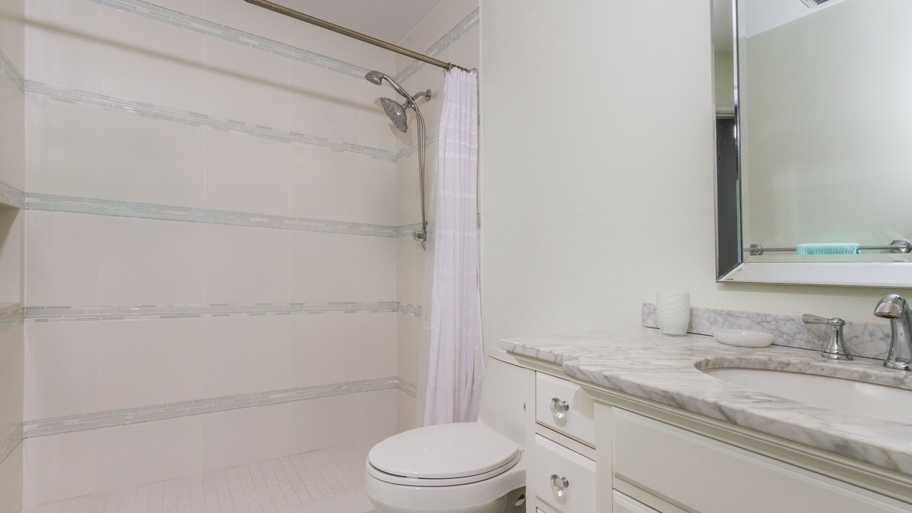 Photo of Bathroom in Boca Del Mar