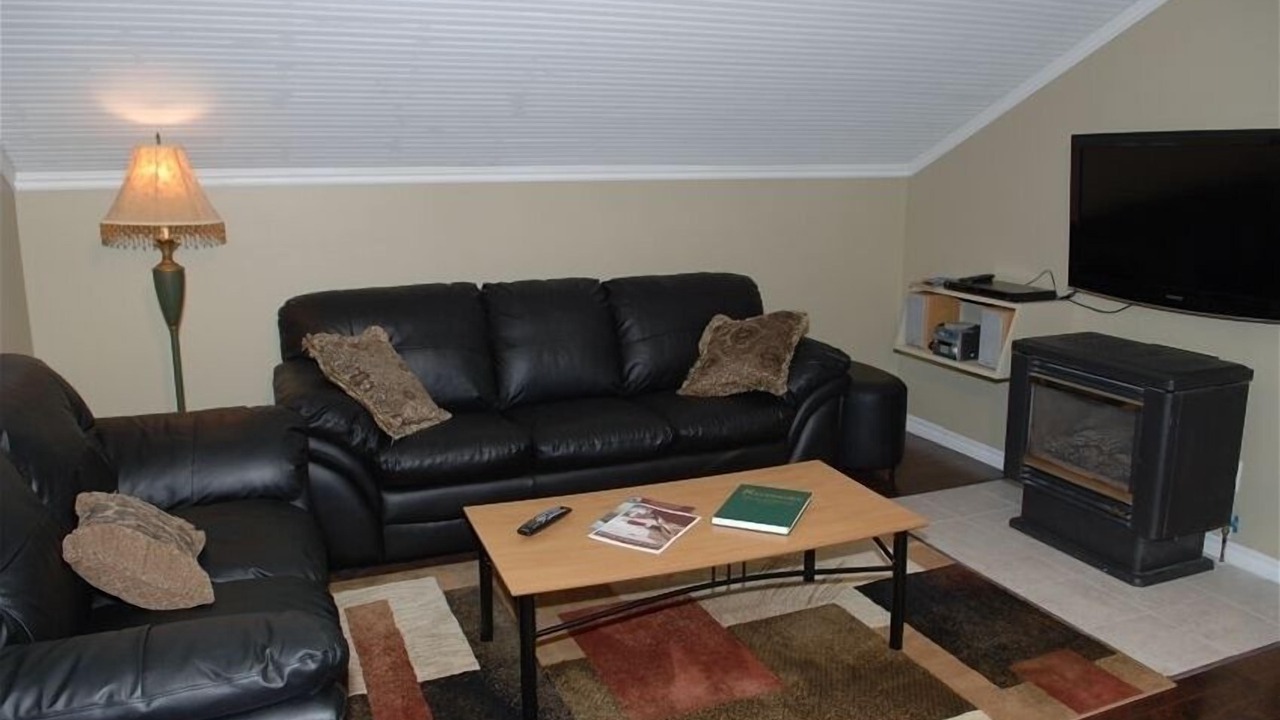 Photo of Livingroom in Revelstoke