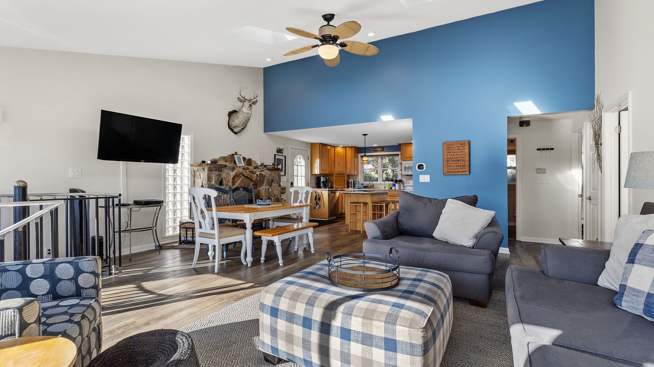 Photo of Livingroom in Hadley