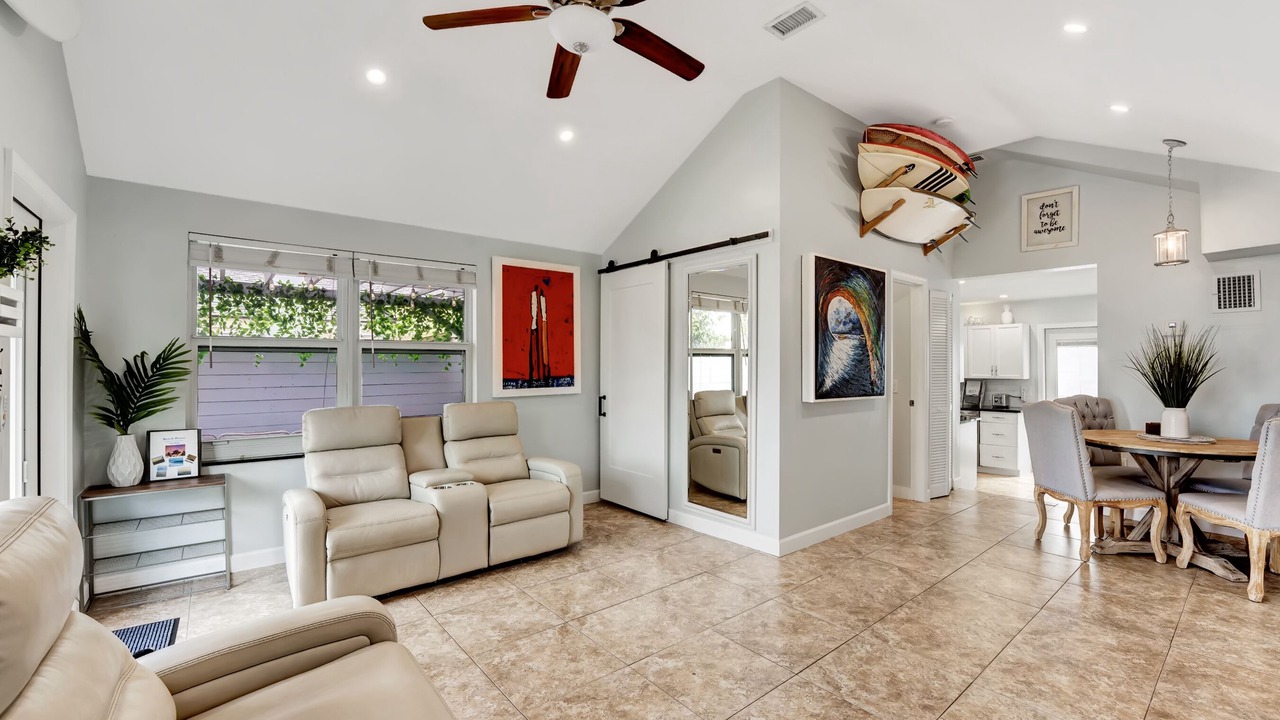 Photo of Livingroom in Briny Breezes