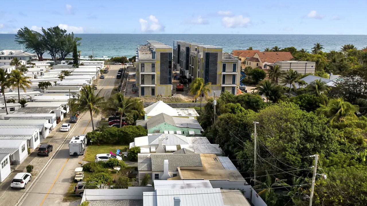 Photo of Outdoor in Briny Breezes