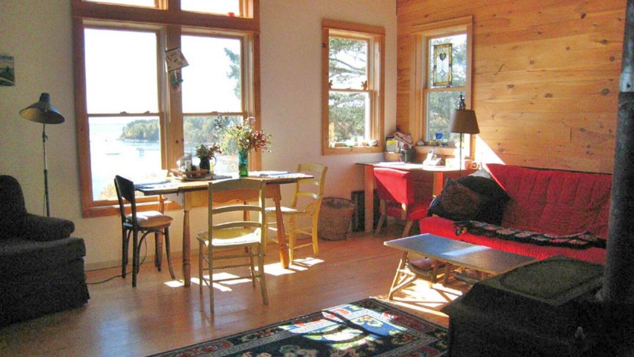 Photo of Bedroom in West Tremont