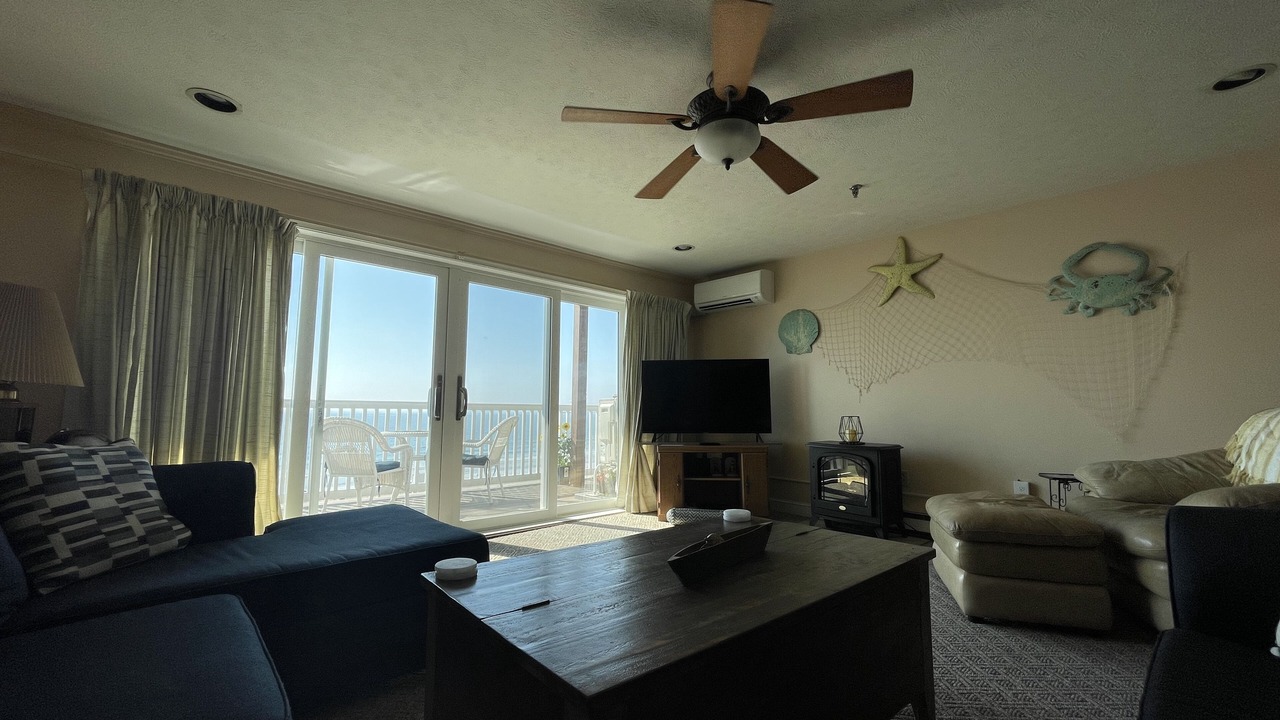Photo of Livingroom in Old Orchard Beach